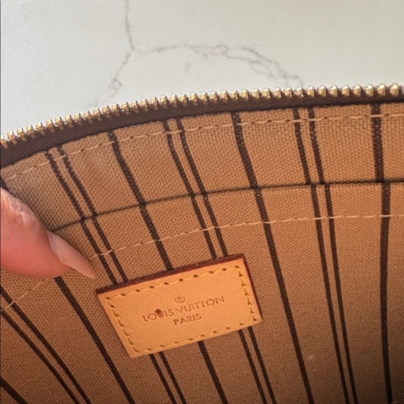 Authentic Louis Vuitton Brown and Gold Monogram Pouch clutch - Picture 3 of 5